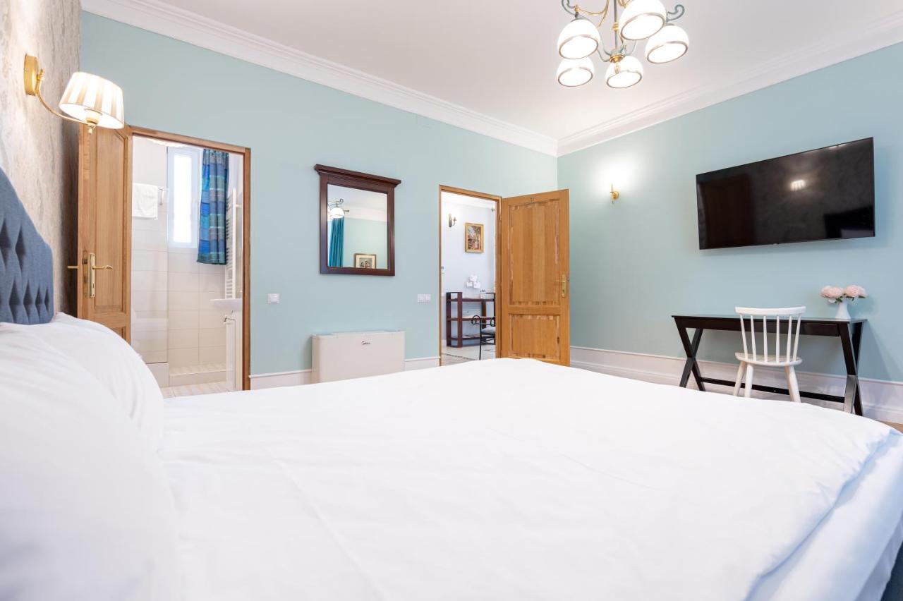 Old City Apartment Oradea Ngoại thất bức ảnh