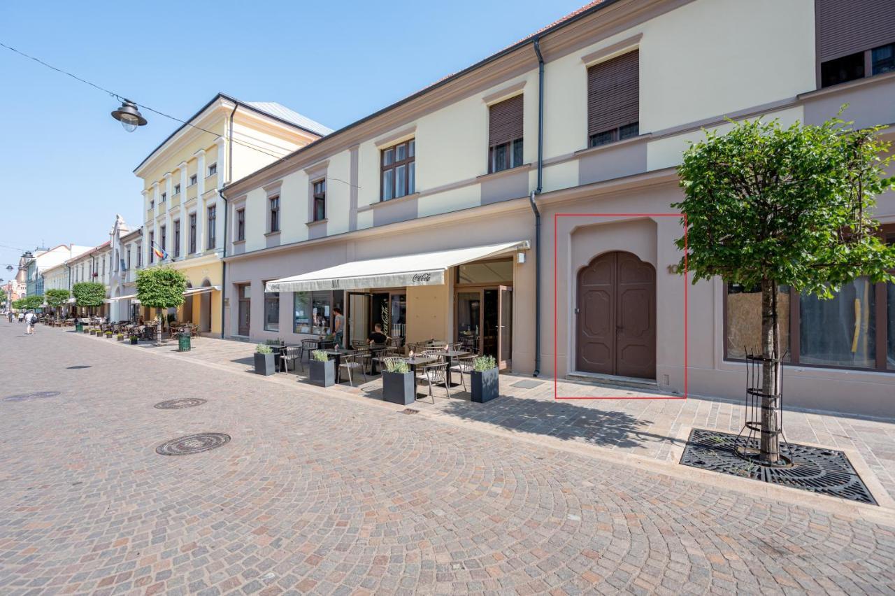 Old City Apartment Oradea Ngoại thất bức ảnh